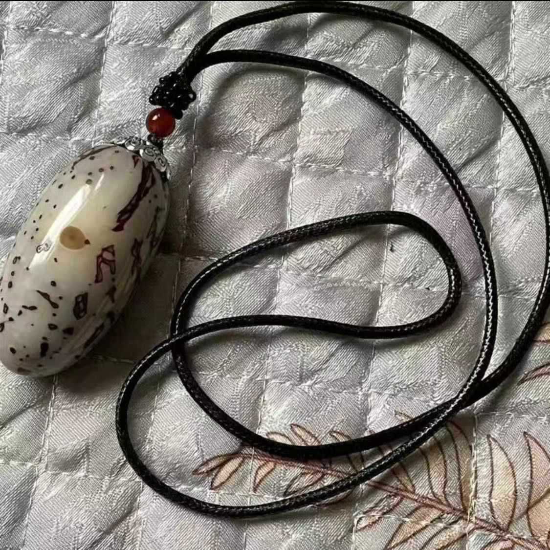 白玉色千眼菩提手把件钥匙挂件千眼菩提子菩提手串真品纯天然