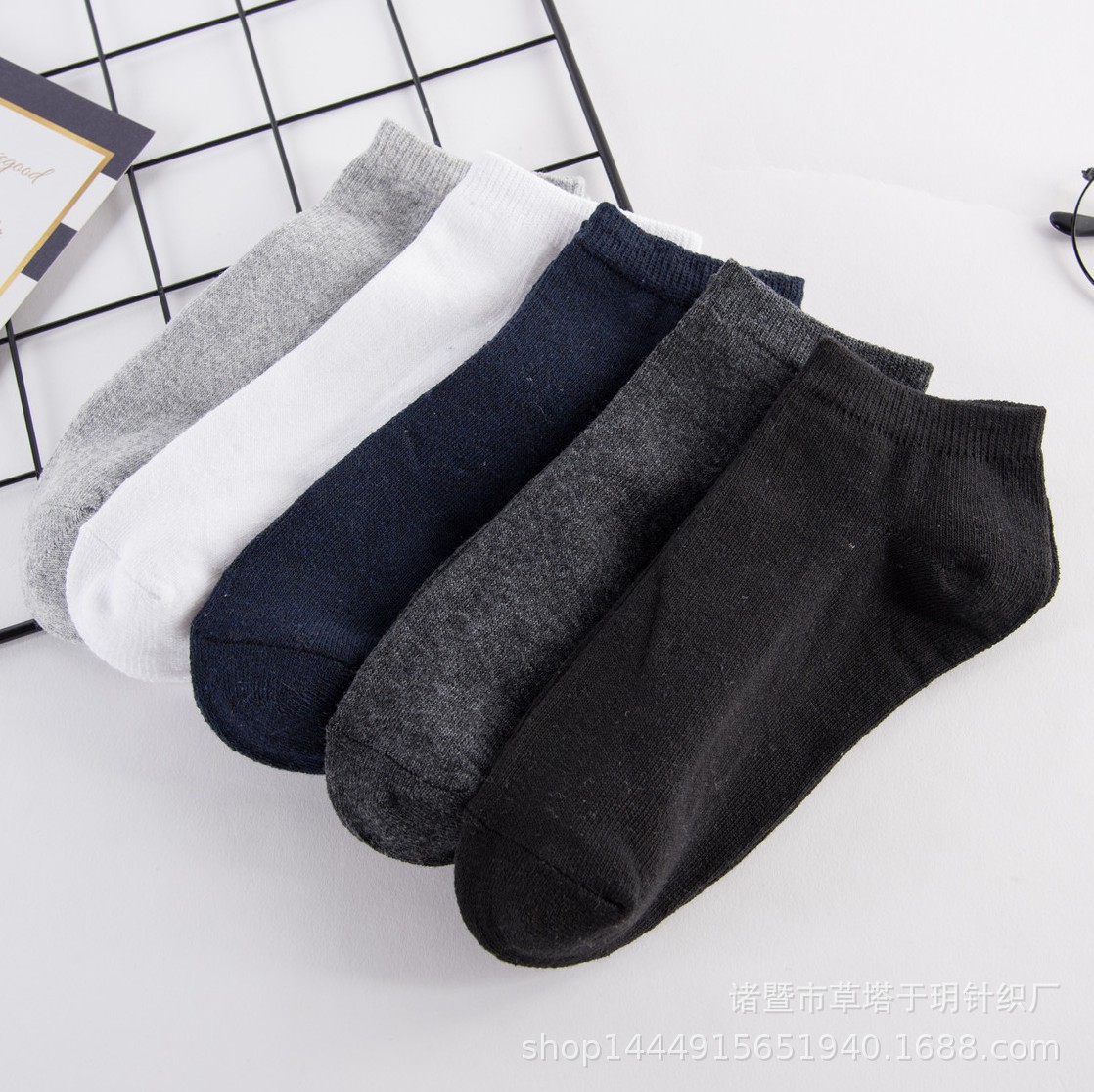 Men's Socks Pure Cotton Socks Disposable Running Rivers and Lakes Cheap Stall Supply Low Top Socks Women's Socks Black and White Socks Wholesale