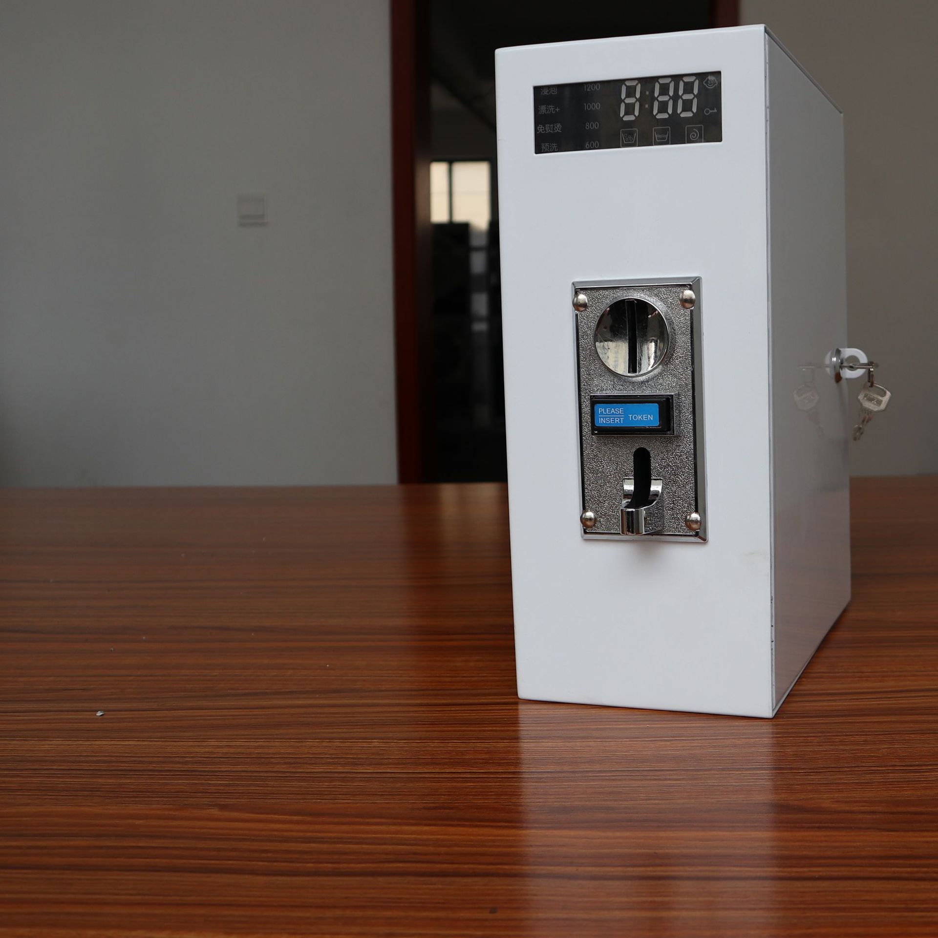 厂家供应投币刷卡全自动滚筒洗衣机 投币机 刷卡器 投币器