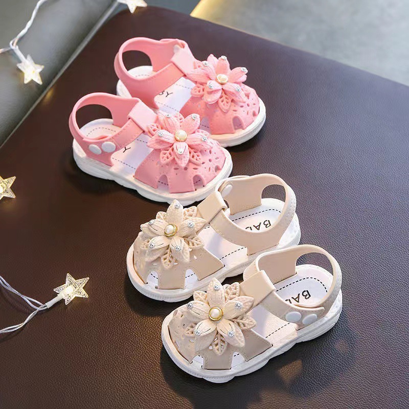 Girls' Sandals 2024 Summer Children's Closed Toe Soft Bottom New Little Girl Princess Shoes Infant Baby Toddler Shoes