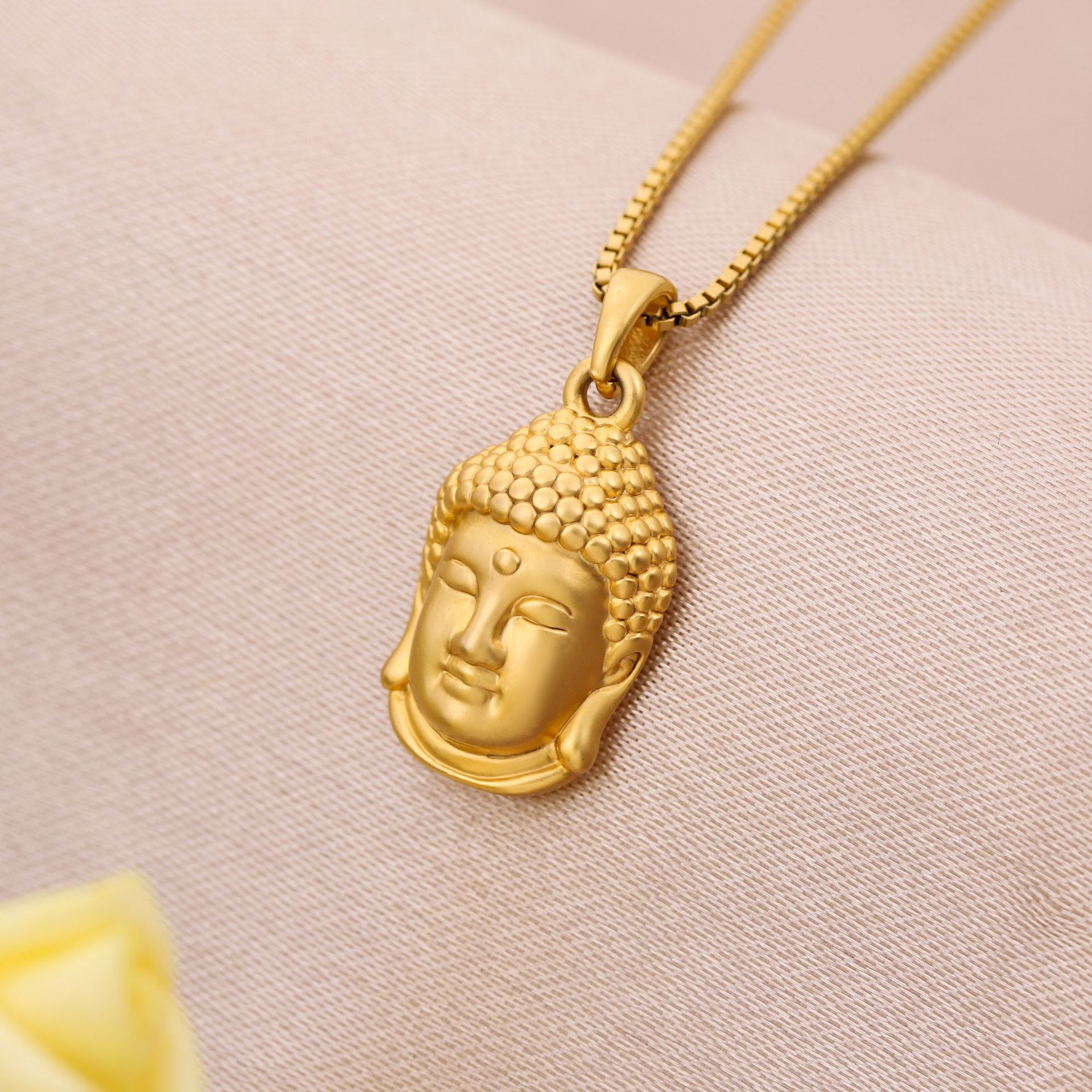 Gold Buddha Head Pendant Buddha Buddha Yongping Titanium Steel Necklace for Men and Women Tik Tok Live Stream Same Style Buddha Head Wholesale