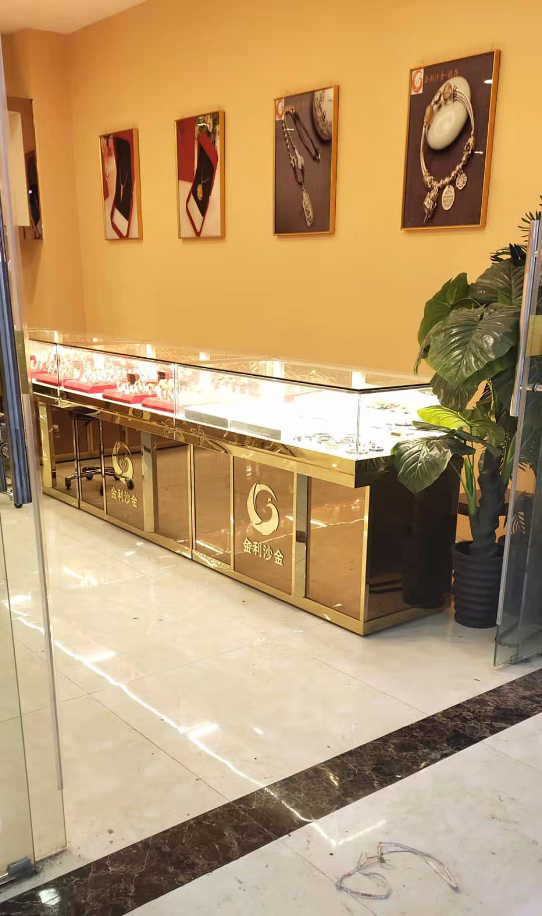 厂家供应珠宝柜台黄金玉器柜商场展示柜首饰柜玻璃柜台饰品收纳