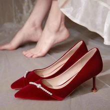 婚鞋女秀禾鞋平时可穿中式新娘鞋绒面酒红色高跟鞋结婚细跟珍代发