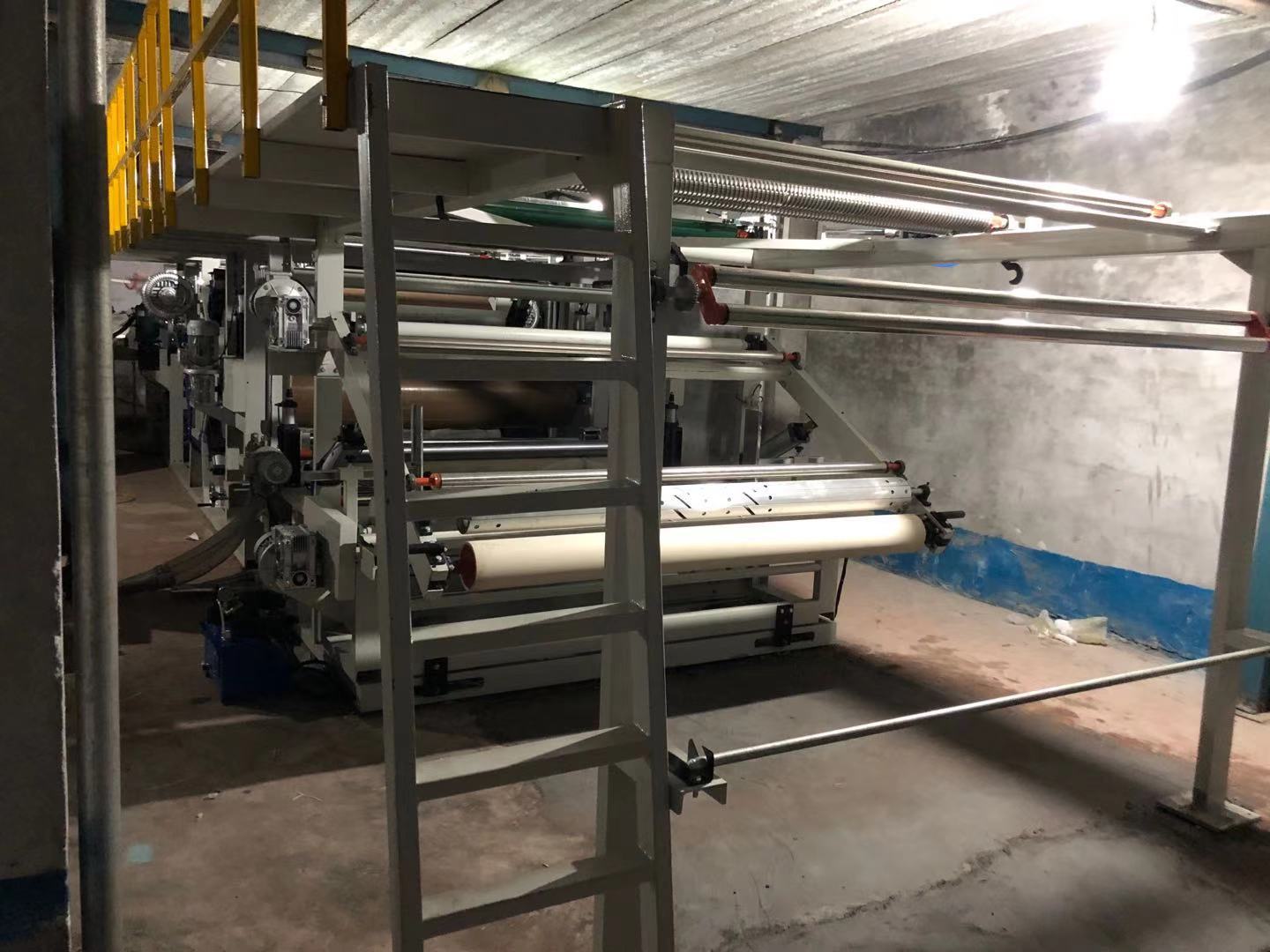 生产各种复合机 pu油胶强力胶热熔胶复合机 不锈钢卷pet膜复合机