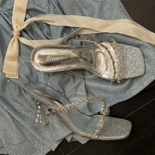2024夏季新款银色一字带透明水钻凉鞋女性感粗跟水晶跟凉拖鞋外穿