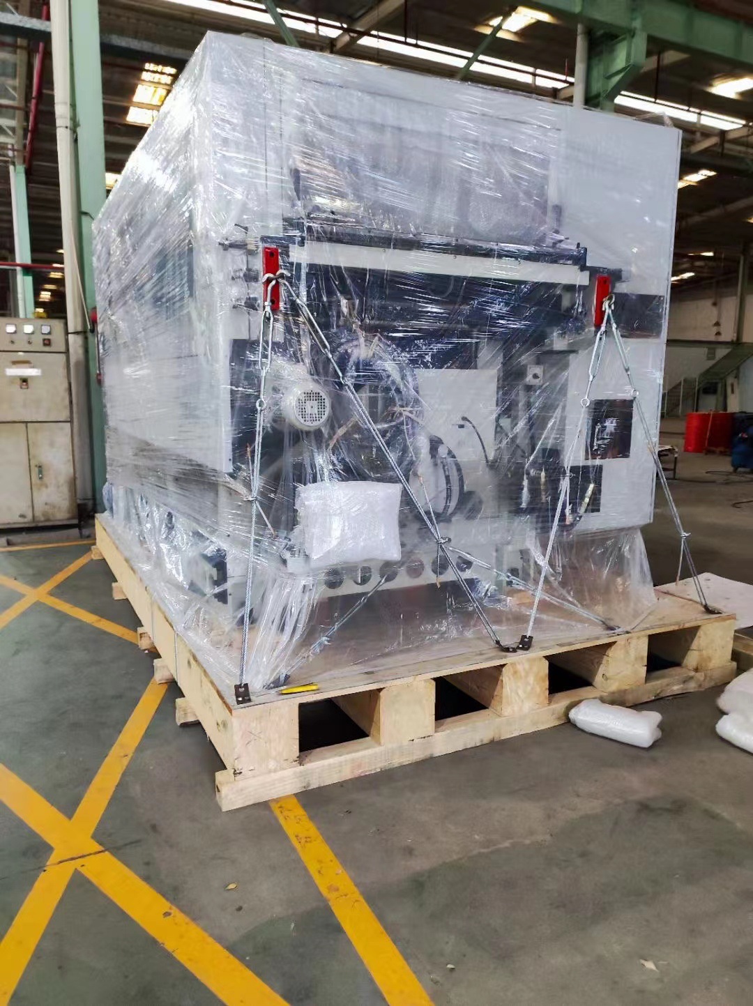 深圳沙井设备包装箱国内外周转箱 机械出口包装箱 胶合板木周转箱