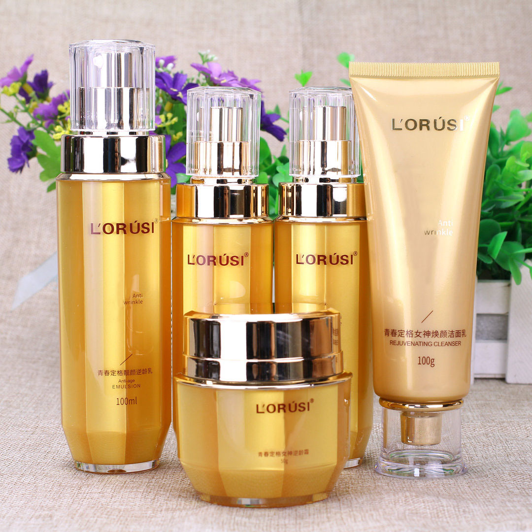 欧露施青春定格女神养肤水120ml 补水保湿丝滑润泽肌肤水嫩美肌