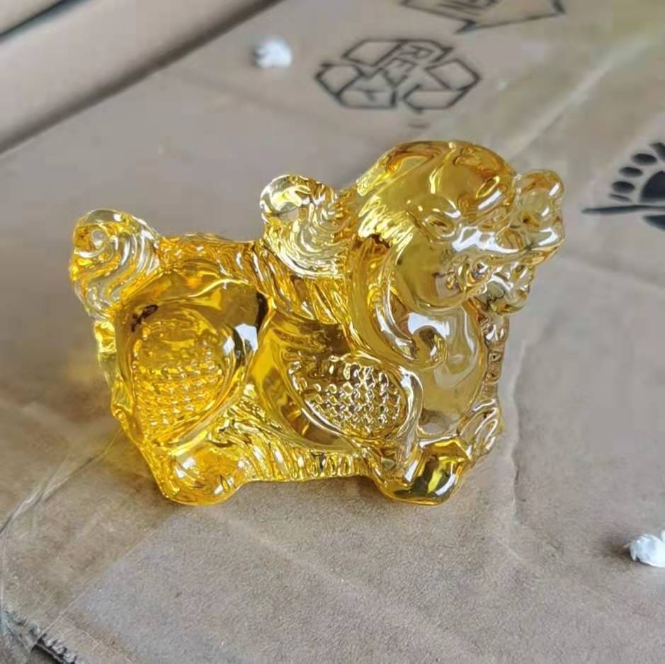 现货供应摆件家居装饰品店铺柜台装饰礼品摆件 新款黄水晶麒麟