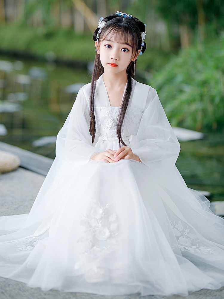 白色汉服女童夏季儿童古装薄款改良大童古风仙女2022新款仙气襦裙