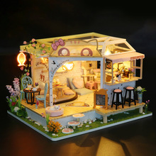弘达diy小屋休闲猫咖创意拼装娃娃屋小房子木屋带灯生日礼物厂家