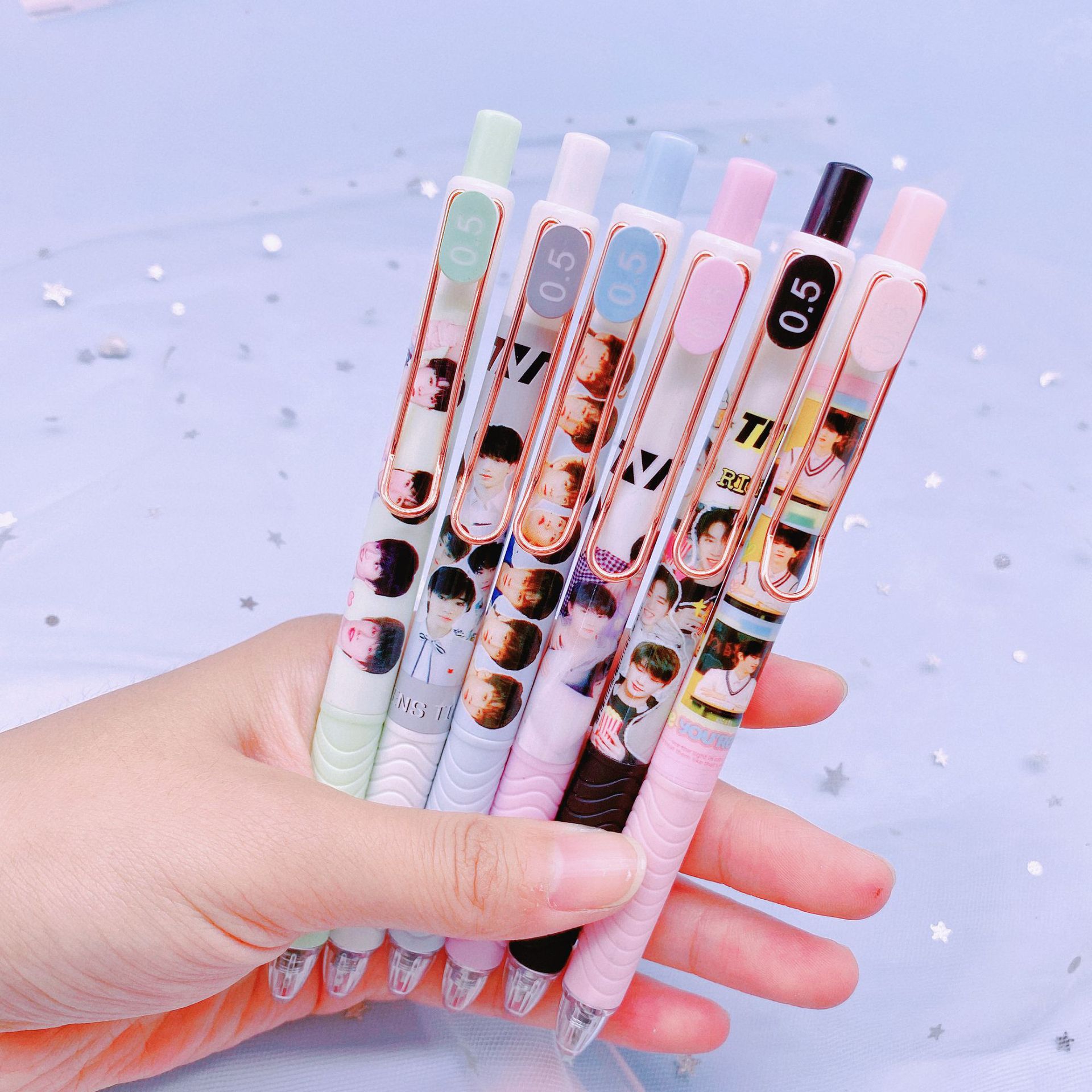 时代少年团盲盒笔按动式tnt宋亚轩同款明星黑色中性笔应援文具比