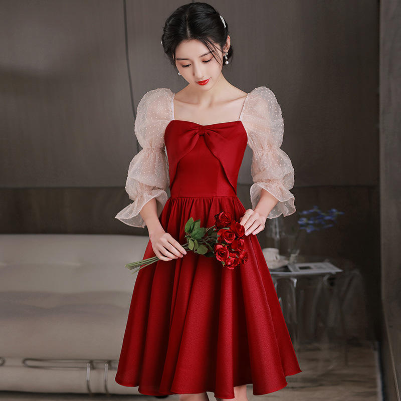 小个子新娘敬酒服夏季方领泡泡纱袖酒红色结婚回门仙气订婚礼服女