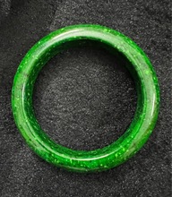高仿海象牙仿绿虬角精品1比1牌子手串手镯白色绿色各种尺寸透光