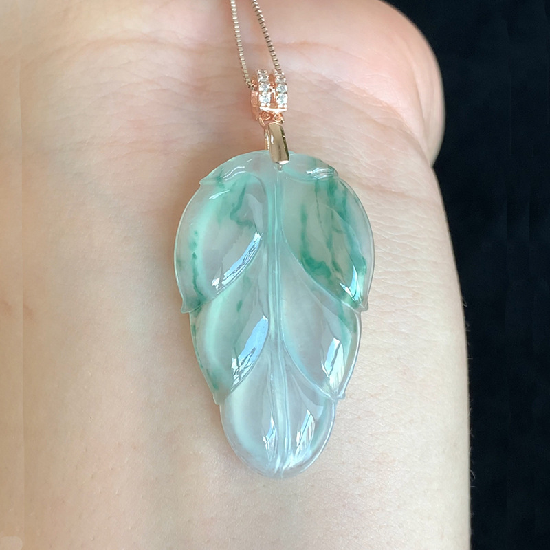 缅甸翡翠冰种飘花树叶挂件玉叶子金枝玉叶翡翠吊坠女-阿里巴巴
