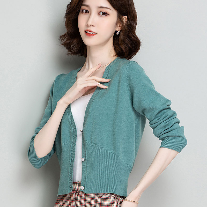 2022女式针织衫开衫新品春秋薄款混纺针织外套纯色短款v领小毛衣