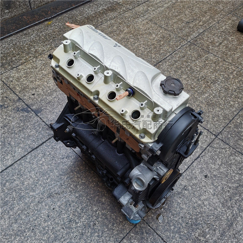 三菱4g64s4m发动机 v31 v32 三菱猎豹 帕杰罗 4g64s4m 发动机