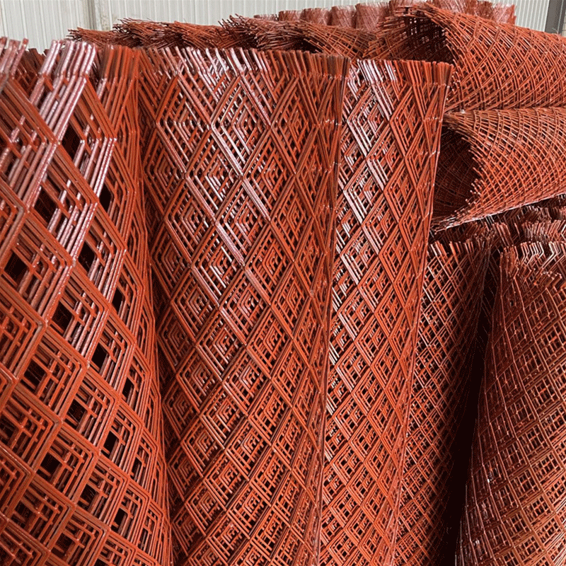 红色菱形网钢板网红漆钢芭片建筑脚踏网圈地养殖网金属板拉伸网