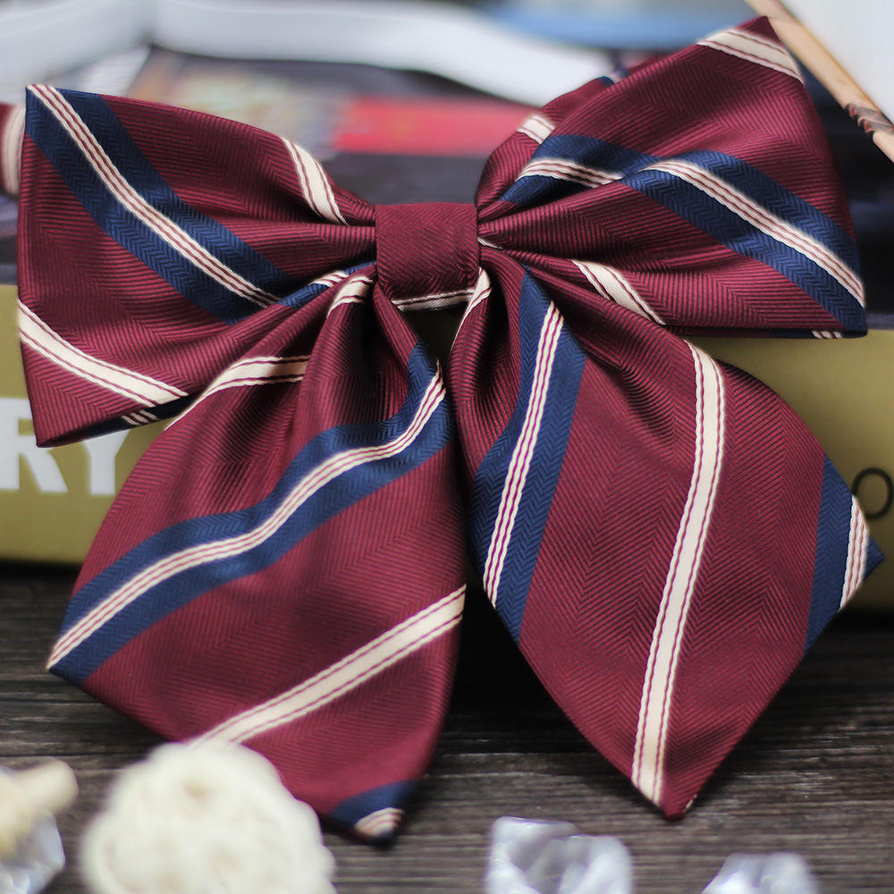 批发学院风蝴蝶结日系女学院风校服斜角羽根领花梅花扣领结售