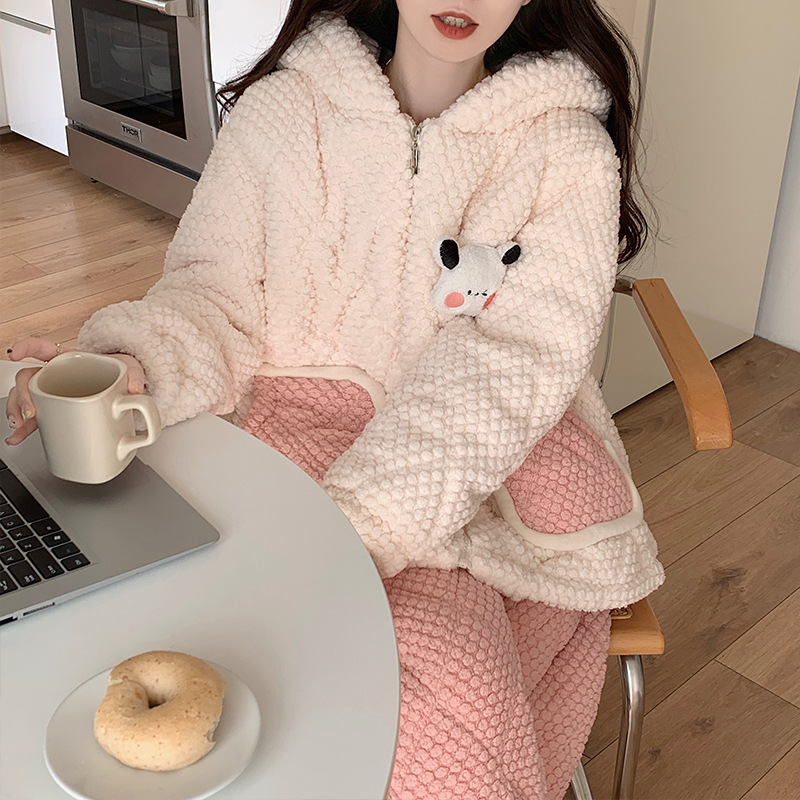 冬季睡衣女珊瑚绒法兰绒套装加绒加厚款秋冬天三层夹棉长袖家居服