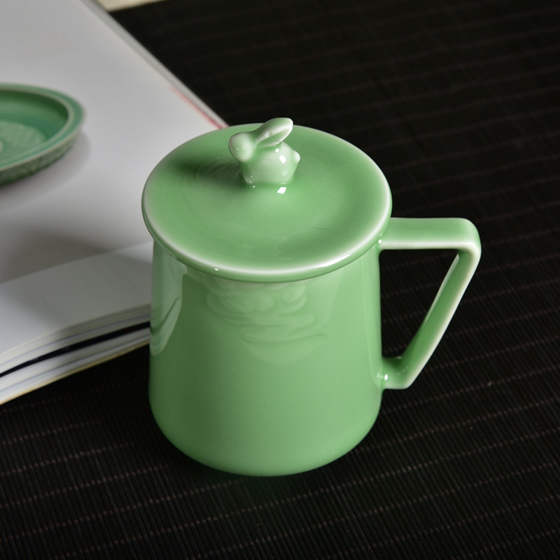 创意陶瓷带盖手柄泡茶杯龙泉青瓷杯子办公室家用中式可爱创艺水杯