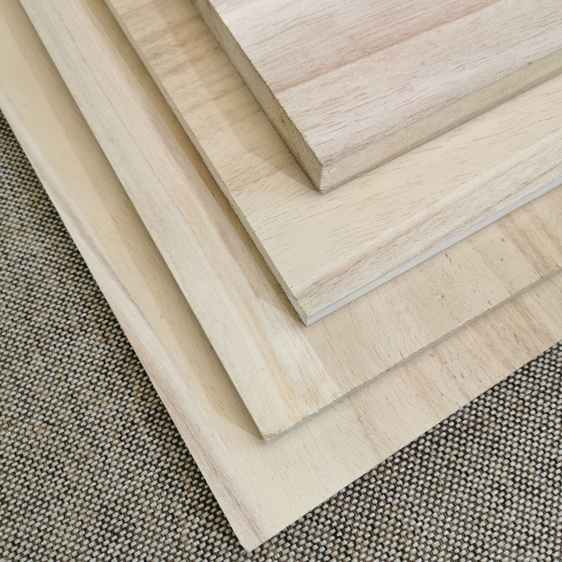 厂家现货 供应桐木直拼板 可加工定制 免漆板桐木板材 桐木木板