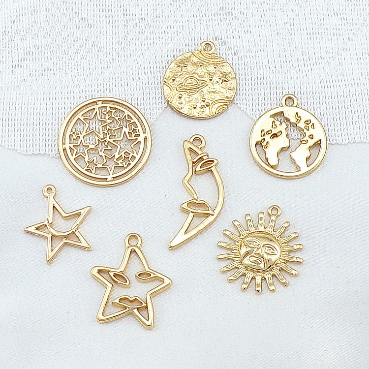 diy合金饰品配件星空星球挂件星星月亮太阳耳饰项链装饰材料吊坠