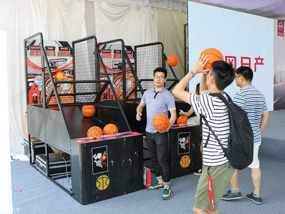 揭阳市出租 成人篮球机电子投篮机 折叠篮球机 电玩城篮球游戏机g