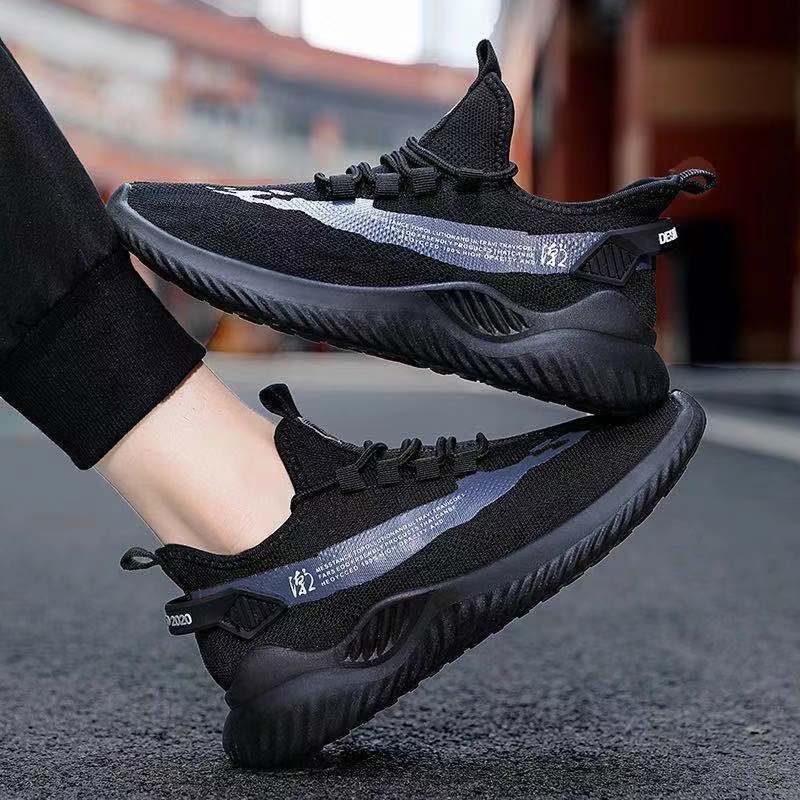 New Old Beijing Cloth Shoes Men's Breathable Running Shoes Low-Top Soft Bottom Work Shoes Daily Sports Style Lace-up Casual Shoes