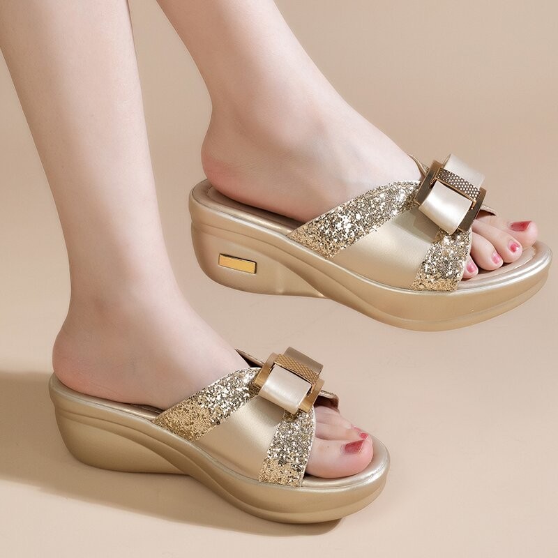 拖鞋女夏2024新款时尚外穿凉鞋女厚底坡跟女式亮片蝴蝶结一字拖鞋