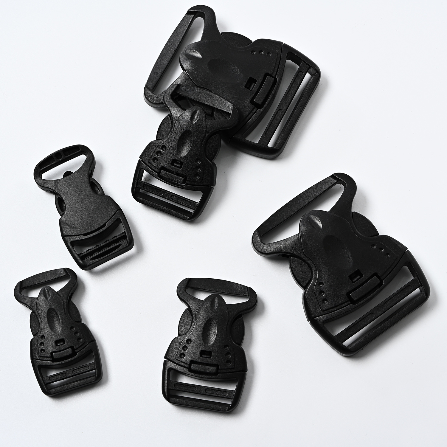 塑料插扣 腰包背包扣可调节纽扣箱包行李箱塑料卡扣 可拆卸子母扣