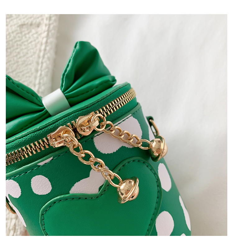 Foreign Trade Sweet round Bag 2022 Autumn Cute Girl Love Heart Bow Tie Chain Bag Large Capacity Versatile Crossbody Bag