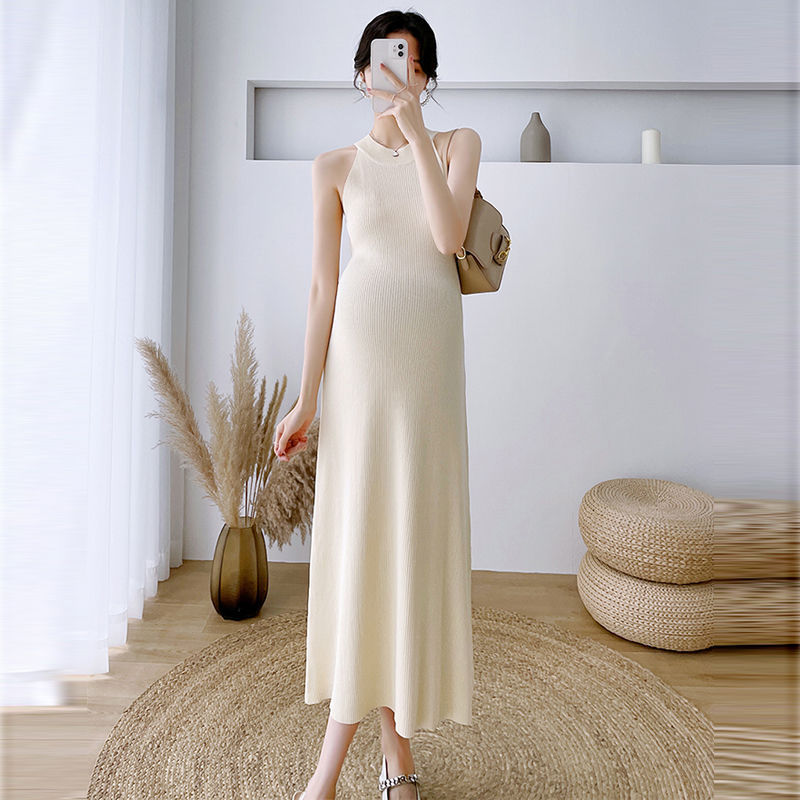 孕妇装长款连衣裙2024夏修身显瘦针织吊带裙无袖冰丝挂脖马甲裙