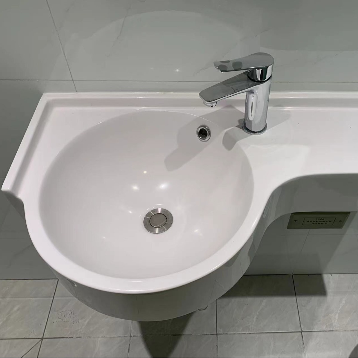 工程用微晶石人造石p字盆 树脂石琵琶盆 公寓悬挂式迷你洗手盆