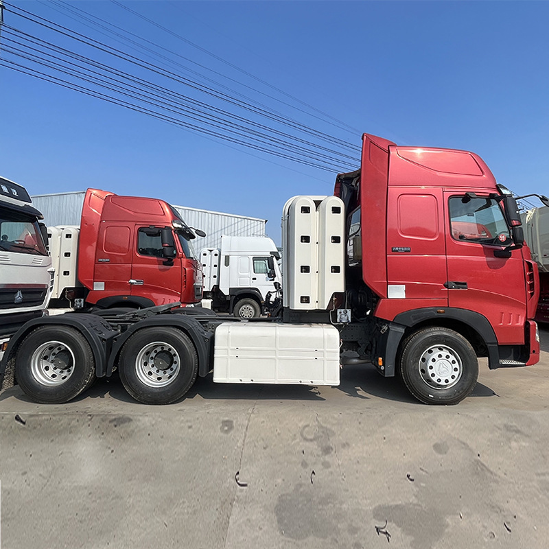 出口豪沃t7燃气牵引车头 6*4拖拉机拖车头 420马力货运卡车头