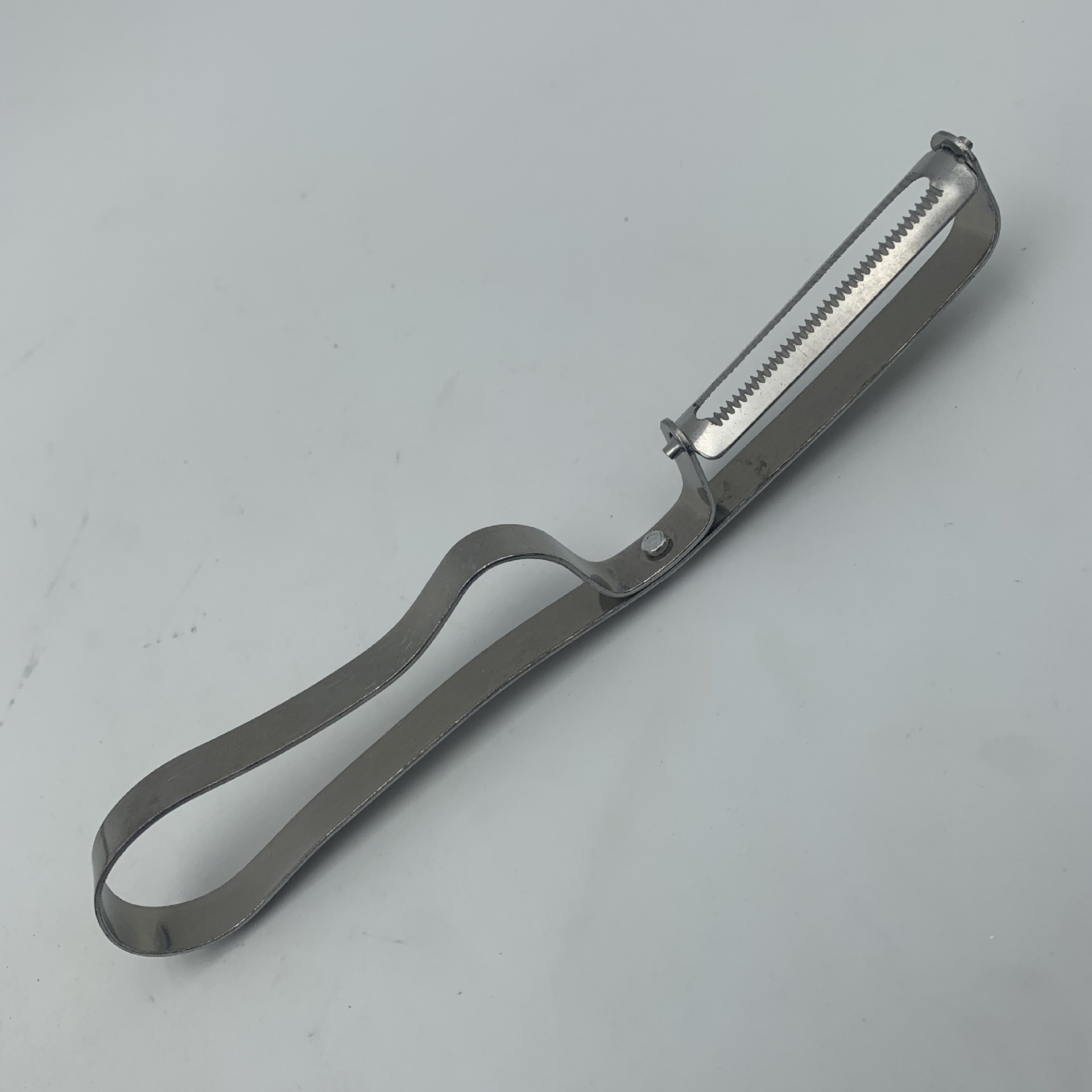 不锈钢削皮刀双头多用削皮器瓜果菜蔬削皮器厂家货源两元百货批发