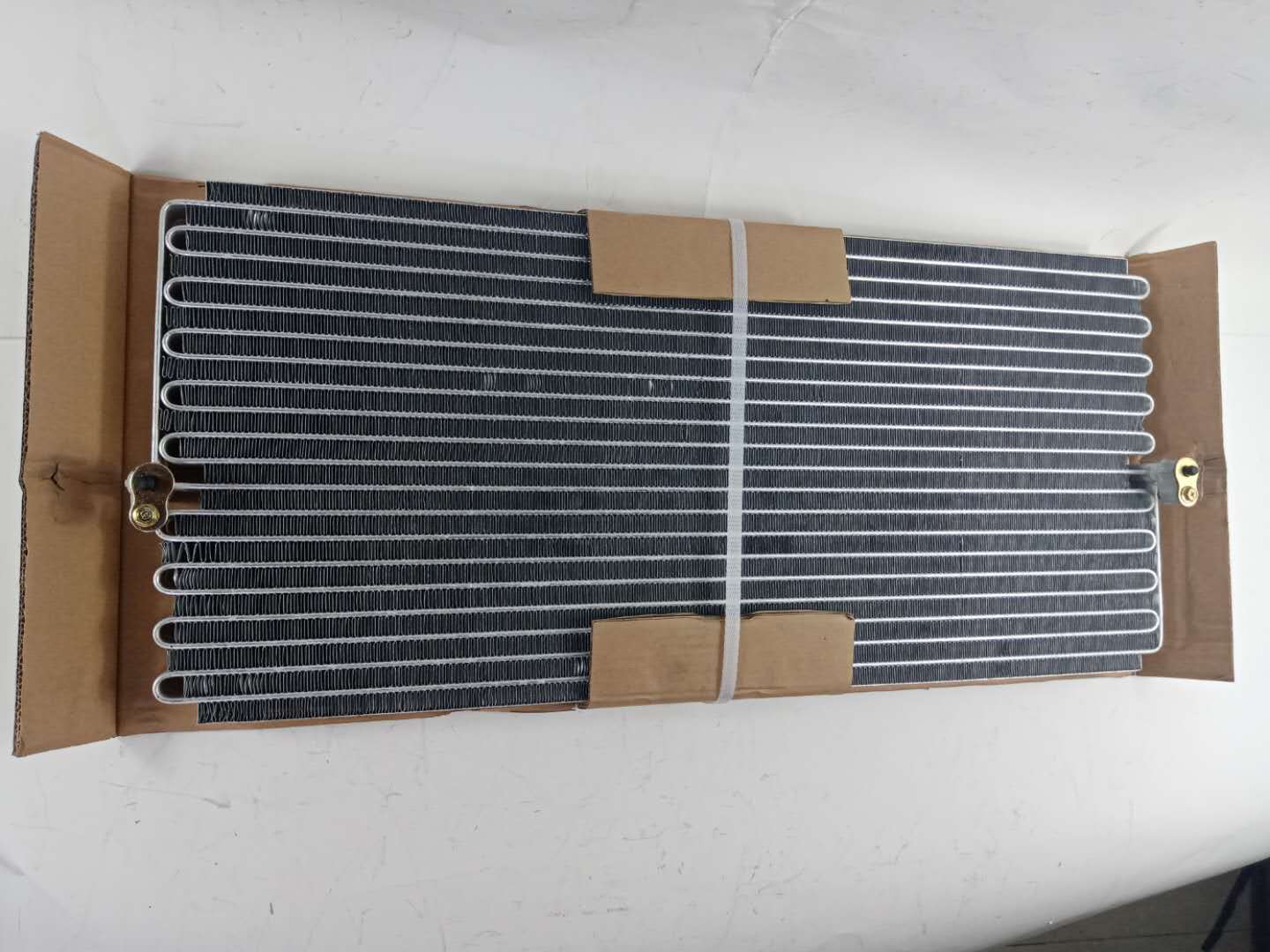 适用四川丰田考斯特空调散热器 斯柯达冷凝器 中巴车客车空调汽车