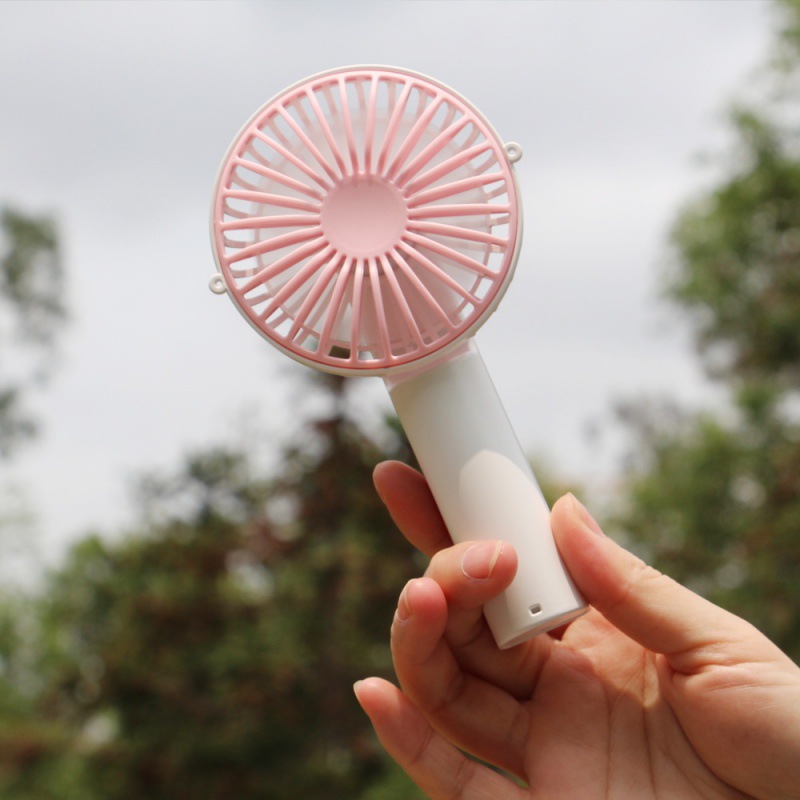 非进口便捷式手持风扇迷你户外随身学生宿舍桌面usb充电小风扇
