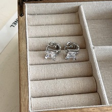 欧美ins银色方形锆石耳扣女小众设计感高级重工简约百搭耳环耳饰