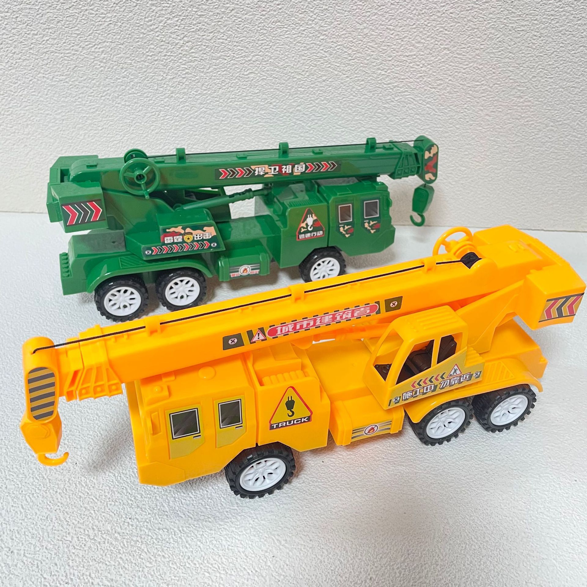 新款儿童玩具车惯性大号工程吊车可升降延伸摆地摊小玩具批发套装