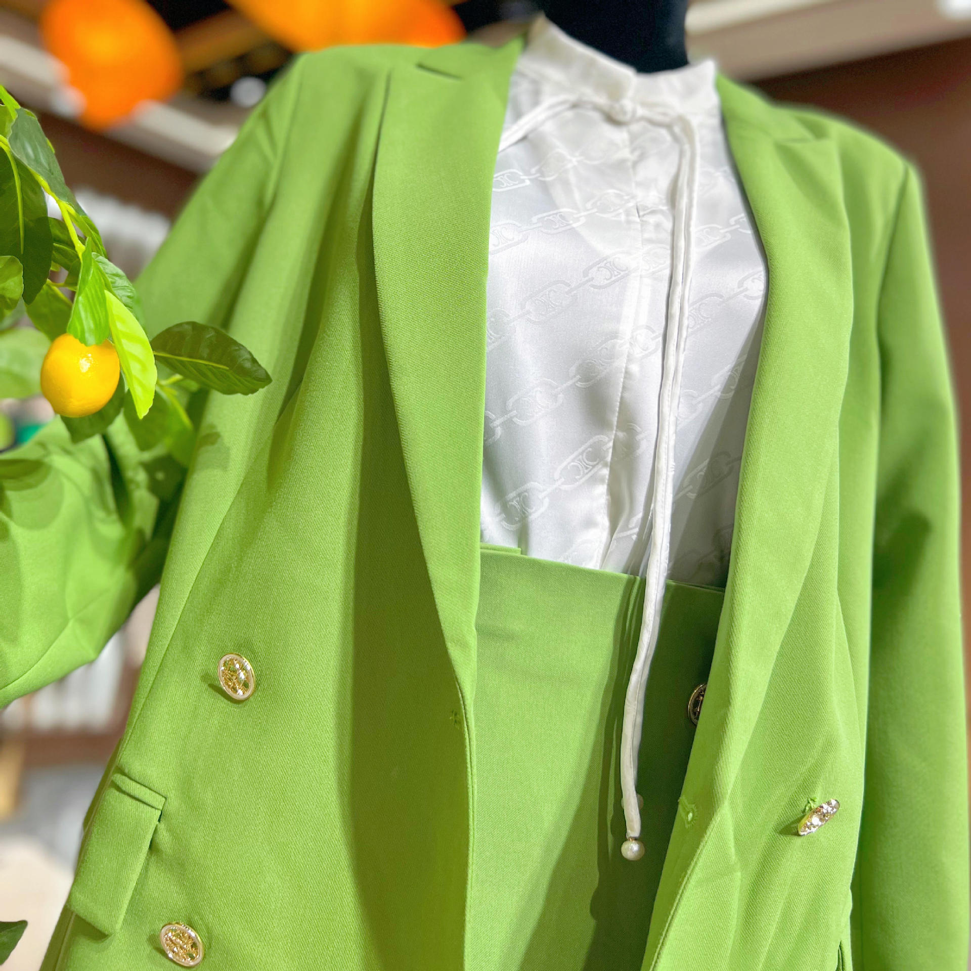 艺燕秋季女装品牌折扣专柜撤柜女装货源现货批发直播