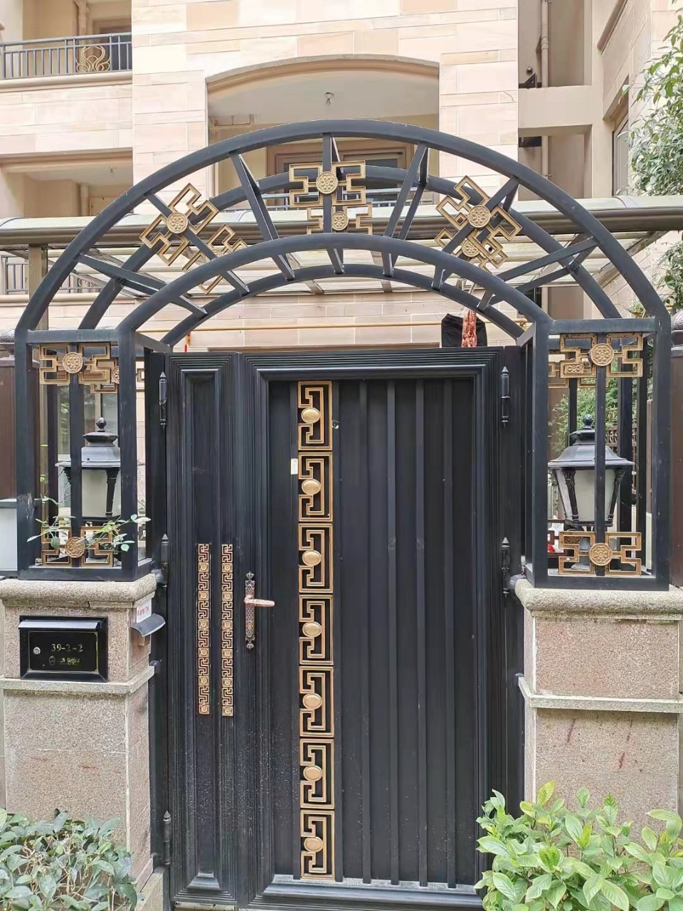 成都入户双开门雕花双开防盗铁艺不锈钢大门