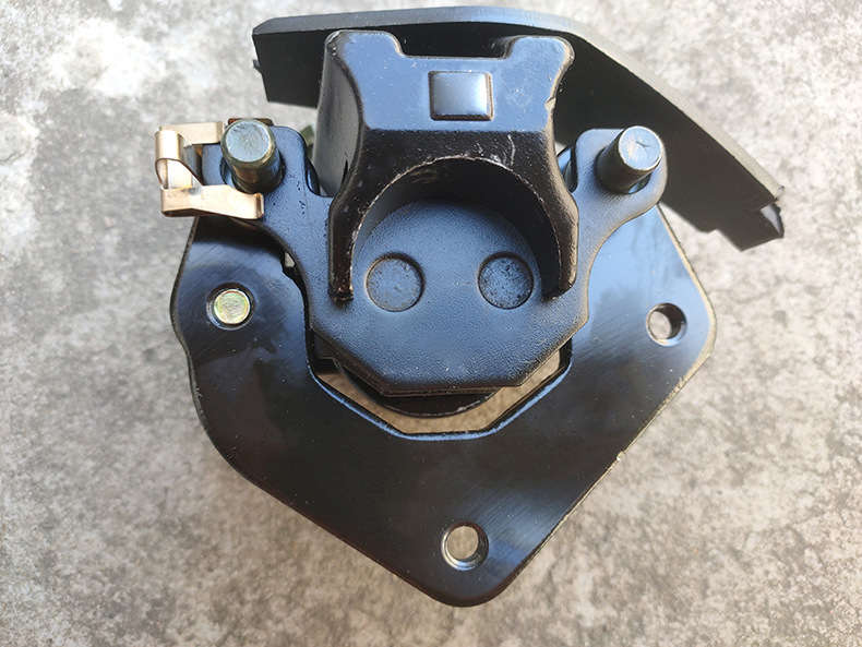 摩托车下泵 gn125下泵 摩托刹车前碟刹下泵制动系统配件 厂家供应