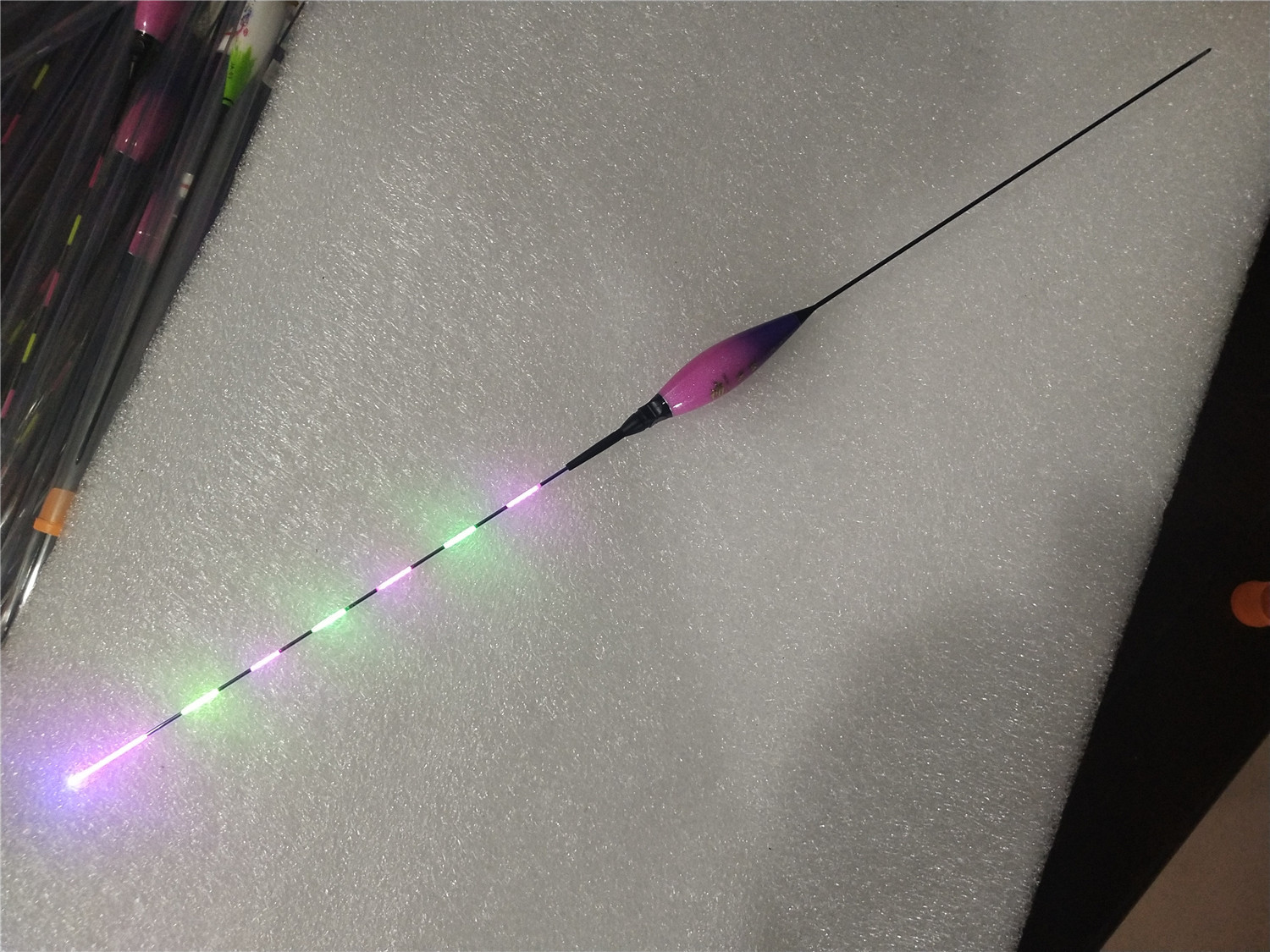 冷光尾夜光漂|夜钓|电子漂|夜光|水无影|不刺眼|缓解眼部疲劳