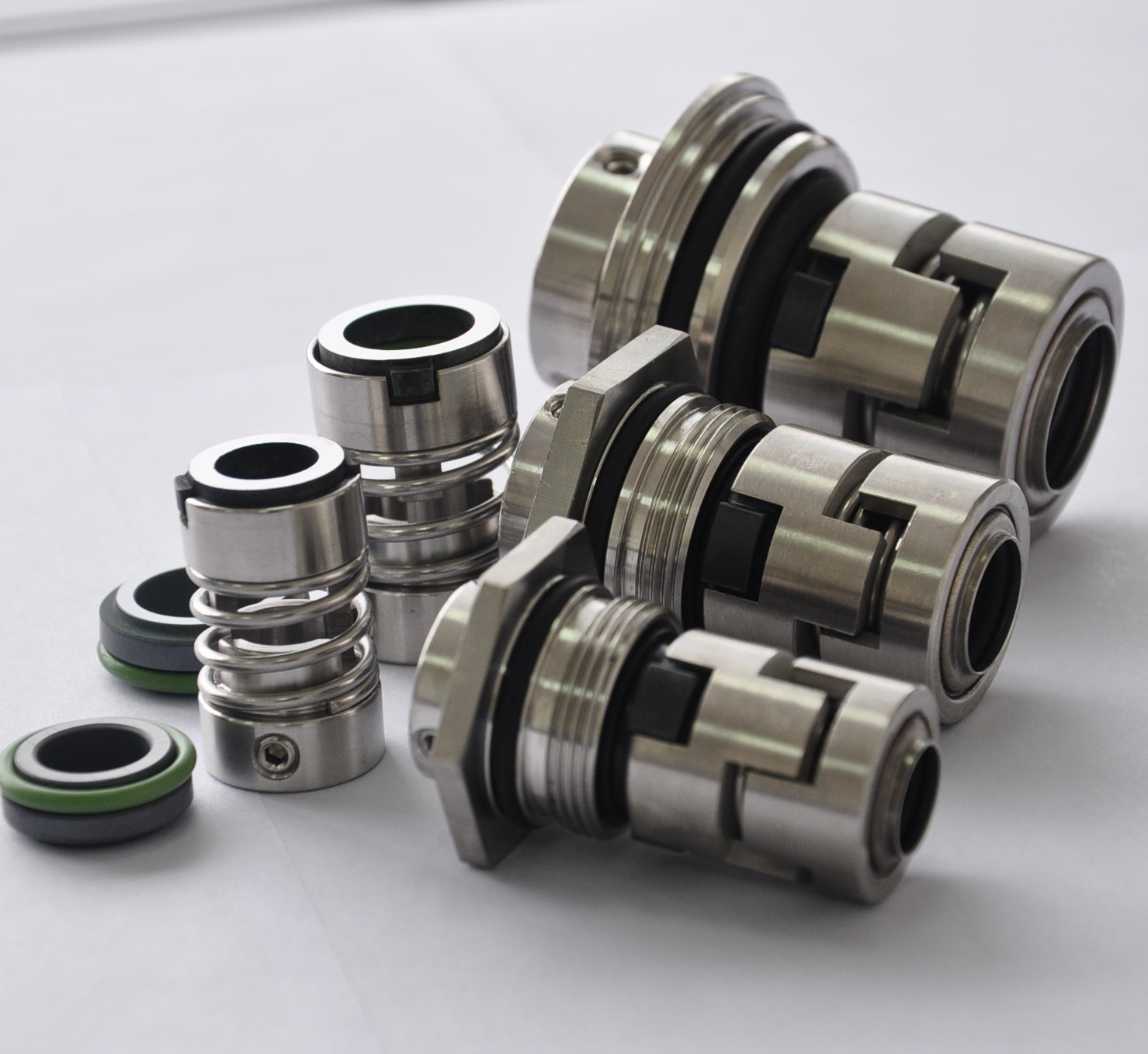 货源否性质耐高温,耐磨损,耐腐蚀,耐高压适用范围轴承,泵,水泵密封件