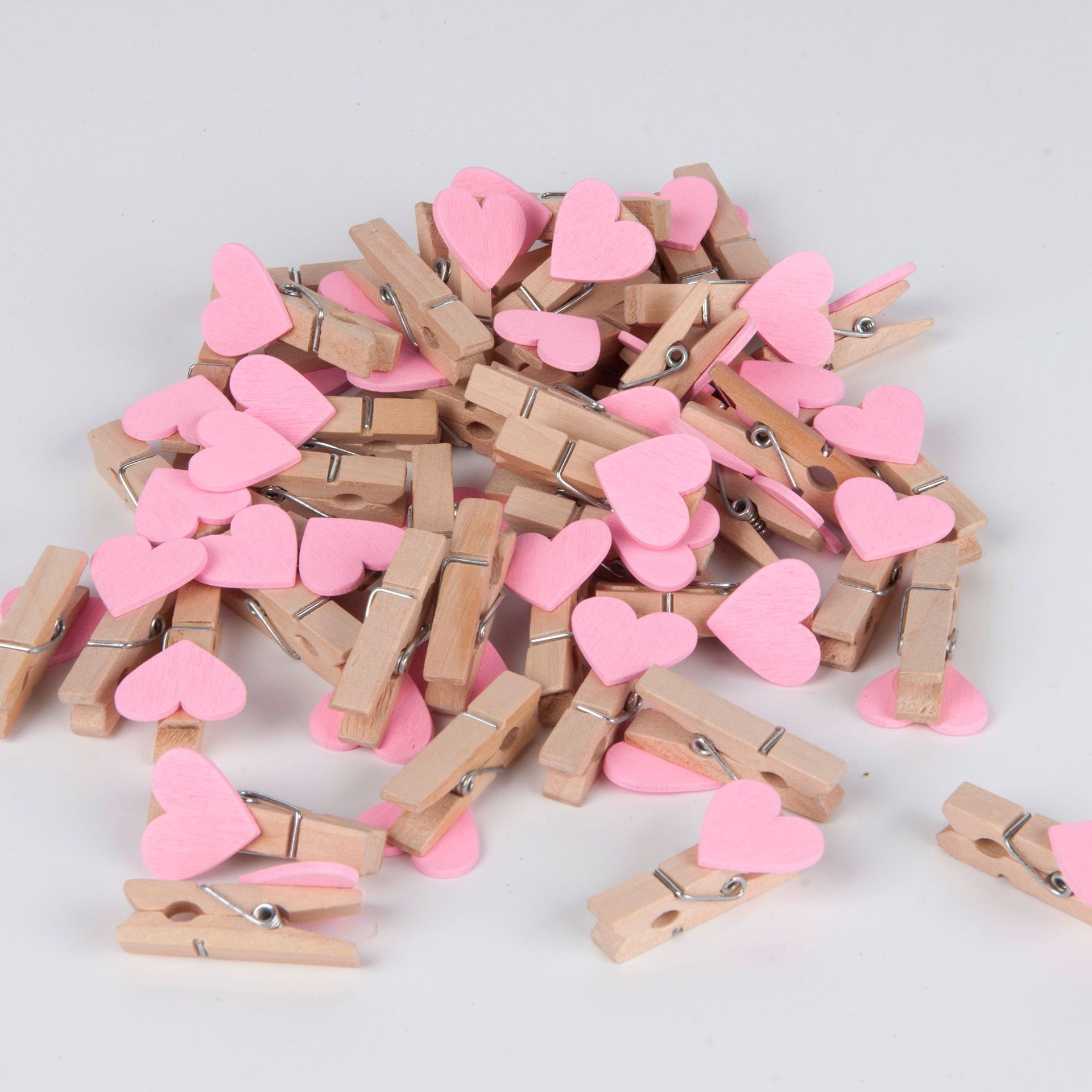 木质爱心夹批发 纯色创意幼儿园儿童手工diy夹简约卡通照片墙夹子