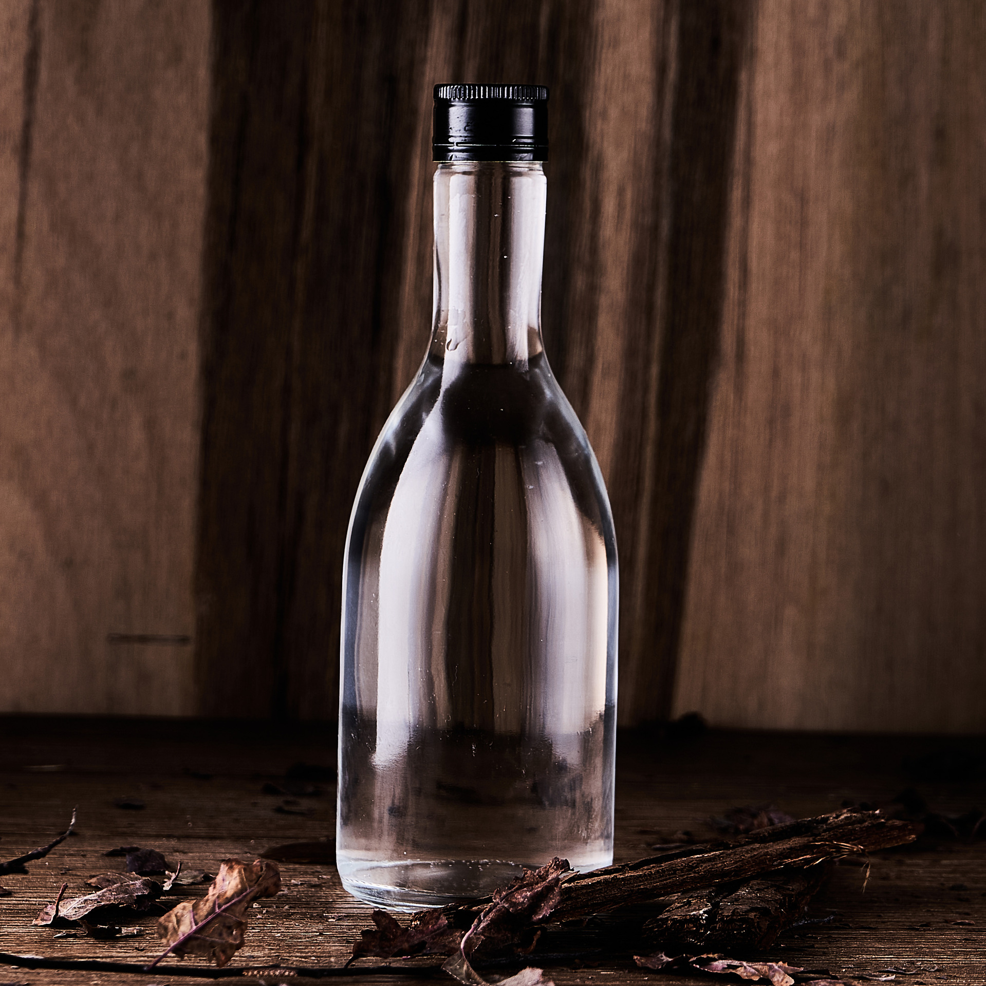 8成交0个简约伏特加玻璃瓶大容量1040ml空酒瓶带密封盖朗姆酒杜松子酒