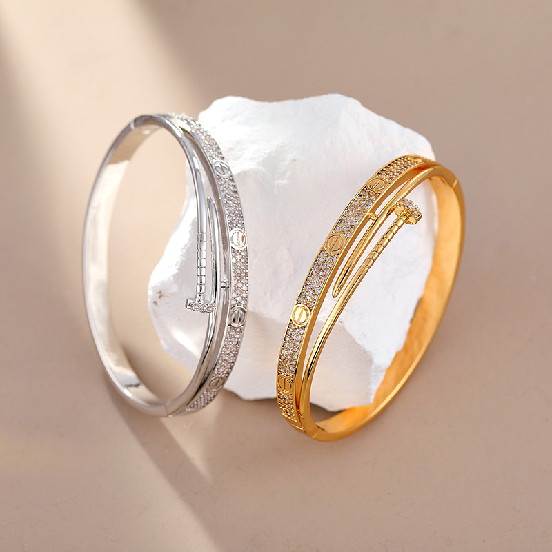 跨境欧美新品钉子手镯铜镶锆石百搭潮牌男女嘻哈满钻手环饰品批发