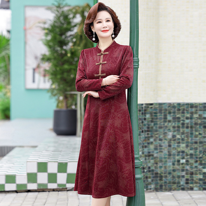 中老年连衣裙女洋气过膝国风裙2024新款妈妈春装裙子时尚遮肚子50