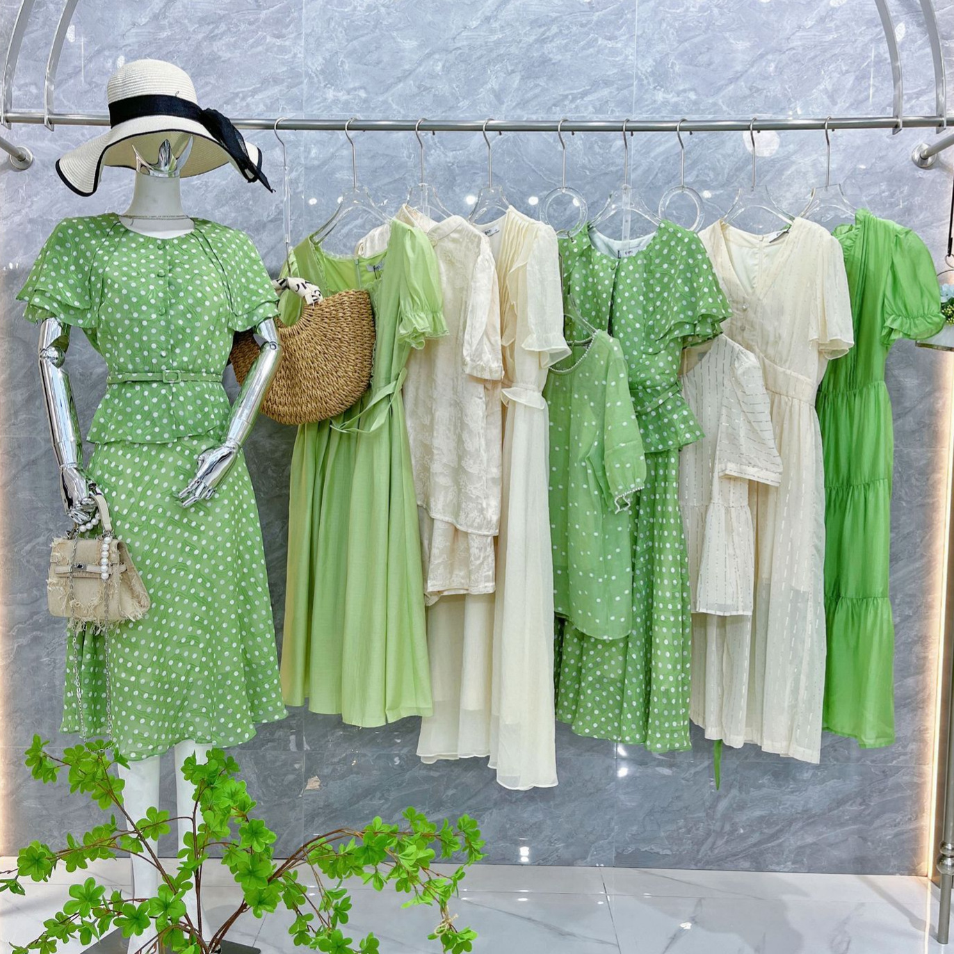 秋熠优雅都市女装专卖店尾款清货高级感夏装奥特莱斯品牌折扣女装