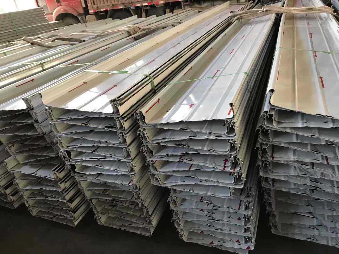 专业加工470型铝镁锰彩钢板 镀铝锌彩钢瓦 各类彩钢板批发